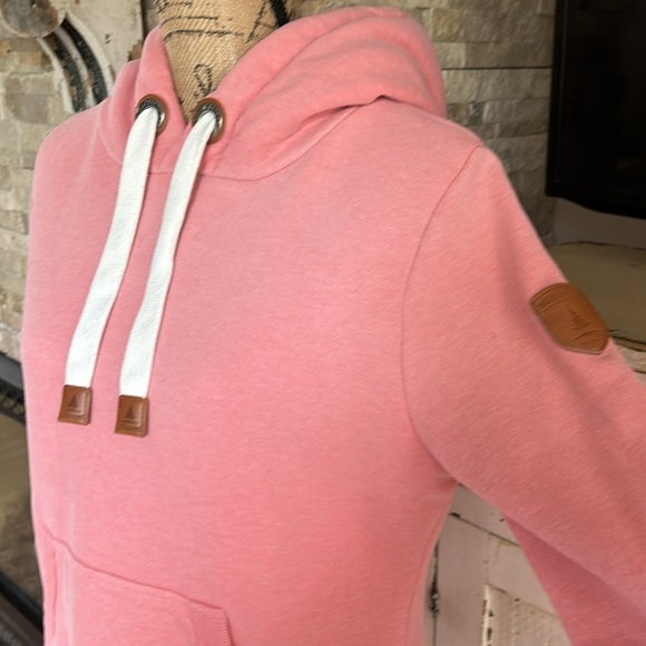 Wanakome Cassy Punch pullover hoodie brush french terry interior kangaroo pocket - Picture 7 of 16